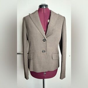 Anne Klein Tan Blazer with Notched Lapels and Structured Shoulders Skirt Suit